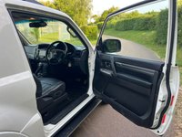 USED 2018 67 MITSUBISHI SHOGUN 3.2 DI-DC Warrior SUV 3dr Diesel Auto 4WD SWB Euro 6 (187 ps) 