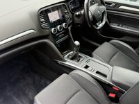 USED 2022 71 RENAULT MEGANE 1.5 Blue dCi Iconic Sport Tourer 5dr Diesel Manual Euro 6 (s/s) (115 ps) 