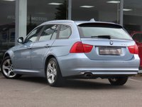 USED 2011 11 BMW 3 SERIES 2.0 318d Exclusive Edition Touring 5dr Diesel Manual Euro 5 (s/s) (143 ps) SUNROOF, LEATHER & NAV