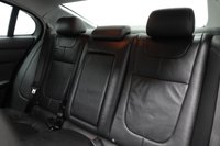 USED 2015 15 JAGUAR XF 2.2d R-Sport Black Saloon 4dr Diesel Auto Euro 5 (s/s) (200 ps) EXCELLENT HISTORY+SUNROOF+HEATED LEATHER