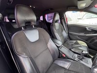 USED 2017 17 VOLVO V40 2.0 D4 R-Design Hatchback 5dr Diesel Manual Euro 6 (s/s) (190 ps) - HIGH SPEC - 8 SERVICES -