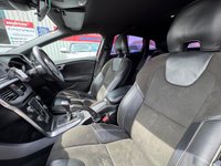 USED 2017 17 VOLVO V40 2.0 D4 R-Design Hatchback 5dr Diesel Manual Euro 6 (s/s) (190 ps) - HIGH SPEC - 8 SERVICES -
