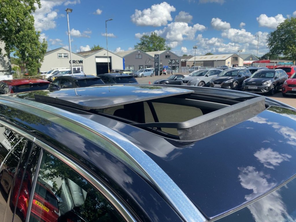 USED 2018 68 VOLVO XC90 2.0 D5 PowerPulse Inscription Pro SUV 5dr Diesel Auto 4WD Euro 6 (s/s) (235 ps) BOWERS&WILKINS SOUND+11K SPEC