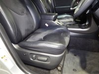 USED 2011 61 TOYOTA RAV4 2.0 V-Matic XT-R SUV 5dr Petrol Multidrive S 4WD Euro 5 (158 ps) 2 OWNER-14 SERVICES-AUTOMATIC-HEATED SEATS-DAB-BLUETOOTH-4X4-A/C