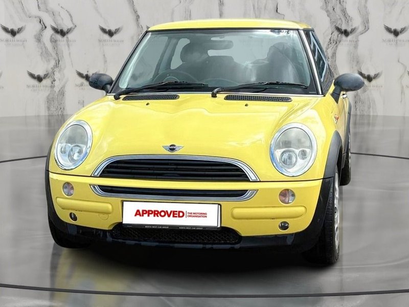 2002 MINI Hatch in yellow — photo 2 of 16