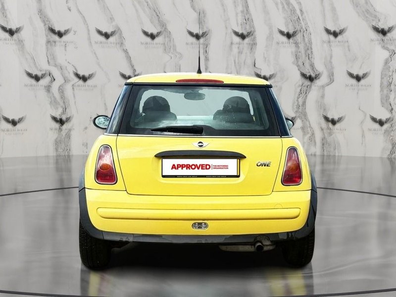 2002 MINI Hatch in yellow — photo 5 of 16