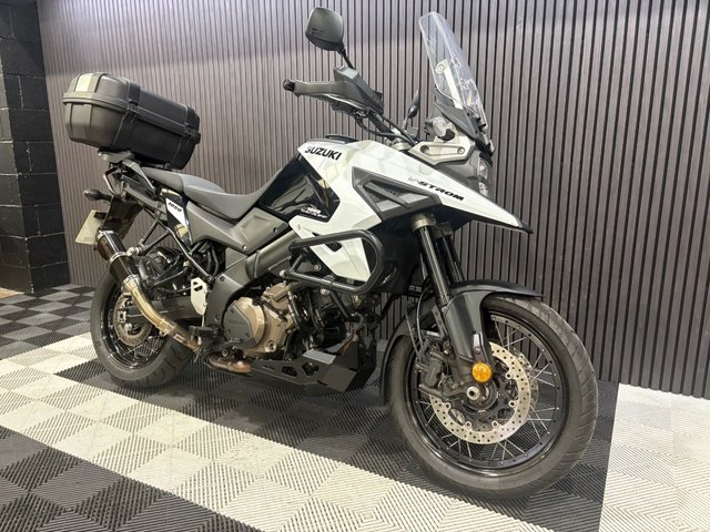 View our SUZUKI V-STROM 1050