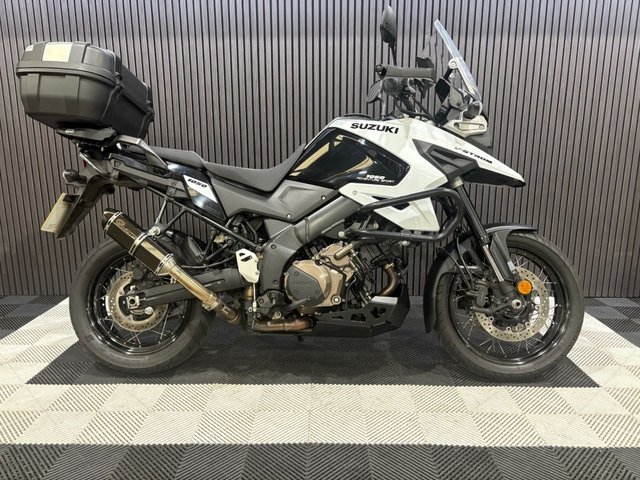 View our SUZUKI V-STROM 1050