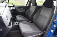 USED 2015 15 TOYOTA YARIS 1.33 Dual VVT-i Icon Hatchback 5dr Petrol Multidrive S Euro 5 Euro 5 (99 ps) Reverse Camera, Super Low Miles