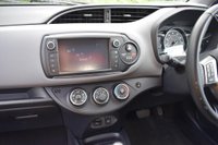 USED 2015 15 TOYOTA YARIS 1.33 Dual VVT-i Icon Hatchback 5dr Petrol Multidrive S Euro 5 Euro 5 (99 ps) Reverse Camera, Super Low Miles
