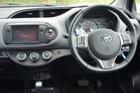 USED 2015 15 TOYOTA YARIS 1.33 Dual VVT-i Icon Hatchback 5dr Petrol Multidrive S Euro 5 Euro 5 (99 ps) Reverse Camera, Super Low Miles