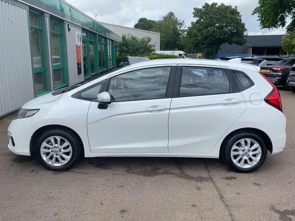 USED 2018 68 HONDA JAZZ 1.3 i-VTEC SE Hatchback 5dr Petrol Manual Euro 6 (s/s) (102 ps) F/R SENSORS+CRUISE+1OWNER+2KEY