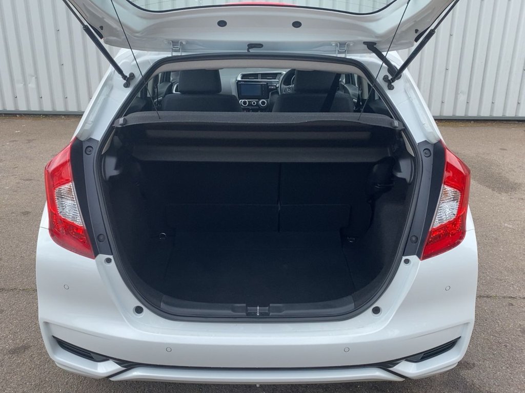USED 2018 68 HONDA JAZZ 1.3 i-VTEC SE Hatchback 5dr Petrol Manual Euro 6 (s/s) (102 ps) F/R SENSORS+CRUISE+1OWNER+2KEY