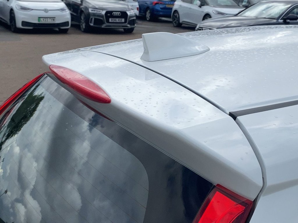 USED 2018 68 HONDA JAZZ 1.3 i-VTEC SE Hatchback 5dr Petrol Manual Euro 6 (s/s) (102 ps) F/R SENSORS+CRUISE+1OWNER+2KEY