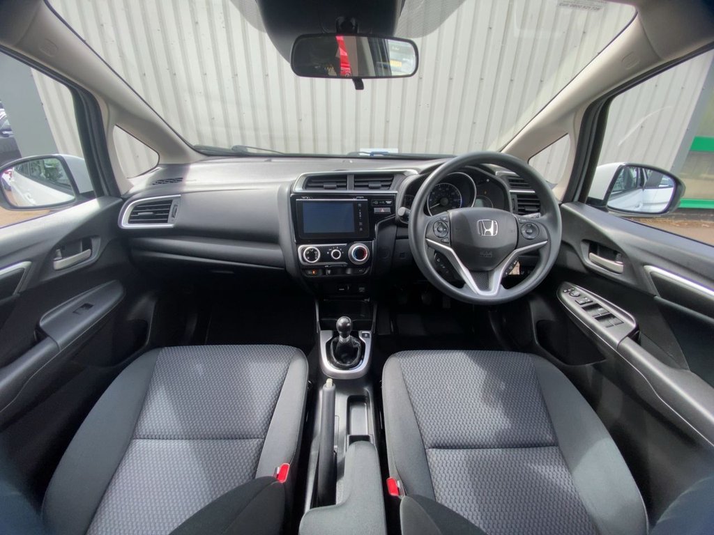USED 2018 68 HONDA JAZZ 1.3 i-VTEC SE Hatchback 5dr Petrol Manual Euro 6 (s/s) (102 ps) F/R SENSORS+CRUISE+1OWNER+2KEY
