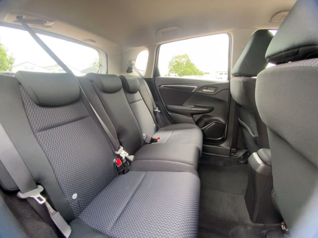 USED 2018 68 HONDA JAZZ 1.3 i-VTEC SE Hatchback 5dr Petrol Manual Euro 6 (s/s) (102 ps) F/R SENSORS+CRUISE+1OWNER+2KEY