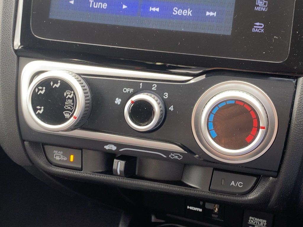 USED 2018 68 HONDA JAZZ 1.3 i-VTEC SE Hatchback 5dr Petrol Manual Euro 6 (s/s) (102 ps) F/R SENSORS+CRUISE+1OWNER+2KEY