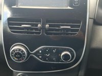 USED 2015 65 RENAULT CLIO 1.5 dCi Dynamique S Nav Hatchback 5dr Diesel Auto Euro 6 (90 ps) Auto_&pound;20 Tax_Sat Nav_Sensors_Ulez