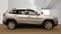 USED 2015 15 JEEP CHEROKEE 2.2 MultiJetII Limited SUV 5dr Diesel Auto 4WD Euro 6 (s/s) (200 ps) Auto_Sat Nav_Sensors_2.2L_4WD_SUV