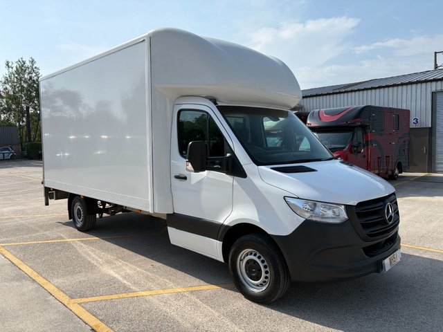 View our MERCEDES-BENZ SPRINTER