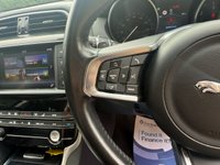 USED 2017 67 JAGUAR XE 2.0d Portfolio Saloon 4dr Diesel Auto AWD Euro 6 (s/s) (180 ps) 