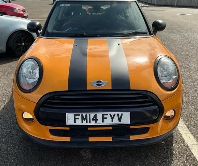 View our MINI Hatch 1.5 Cooper D Hatchback 3dr Diesel Manual Euro 6 (s/s) (116 ps)