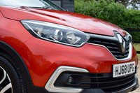 USED 2018 68 RENAULT CAPTUR 0.9 TCe ENERGY Iconic SUV 5dr Petrol Manual Euro 6 (s/s) (90 ps) 5 SERVICES + LONG MOT! NAV, DAB, SENSORS, BTOOTH, CRUISE!