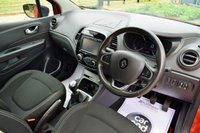 USED 2018 68 RENAULT CAPTUR 0.9 TCe ENERGY Iconic SUV 5dr Petrol Manual Euro 6 (s/s) (90 ps) 5 SERVICES + LONG MOT! NAV, DAB, SENSORS, BTOOTH, CRUISE!