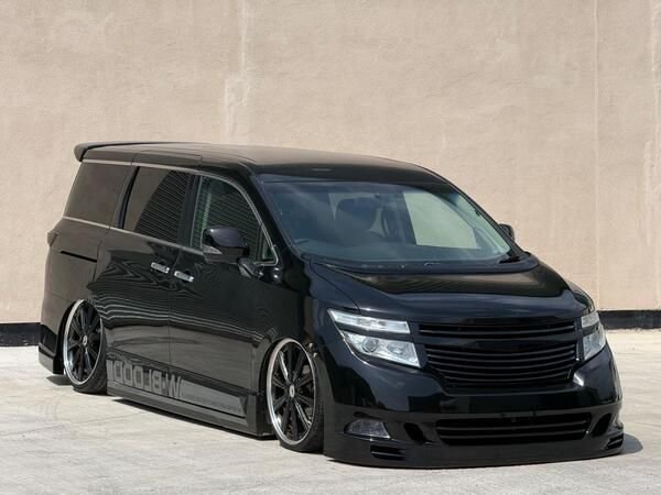 View our NISSAN ELGRAND