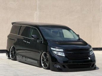 View our NISSAN ELGRAND