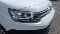 USED 2023 23 CITROEN BERLINGO Enterprise Pro M EAT8 Automatic Blue Hdi 130 PS With Air Conditioning, Electric Pack, Parking Sensors, Side Door, 3 Seat Cab - Touch Screen Android Auto / Car Play ,  Bulkhead and Ply Lining finished in 