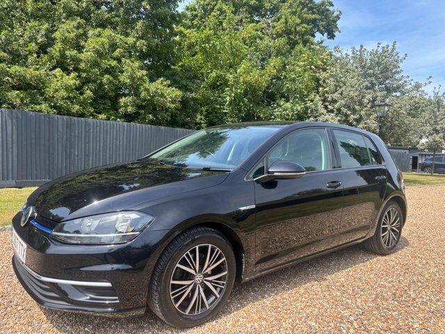 View our VOLKSWAGEN GOLF