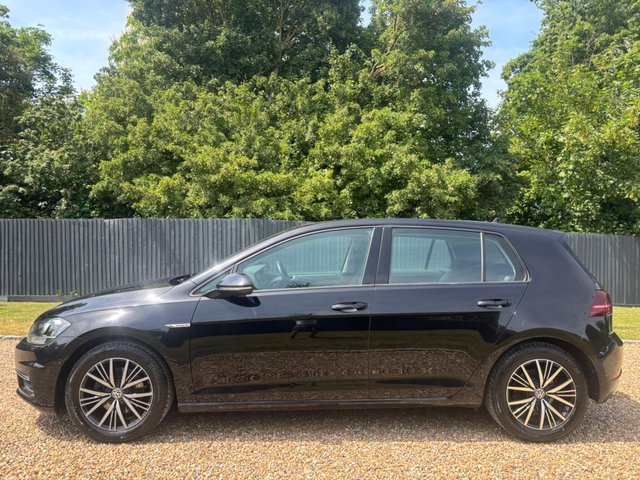 View our VOLKSWAGEN GOLF