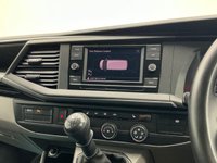 USED 2022 72 VOLKSWAGEN TRANSPORTER 2.0 TDI T30 Highline Kombi Double Cab 5dr Diesel Manual FWD SWB Euro 6 (s/s) (150 ps) 