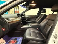 USED 2015 65 MERCEDES-BENZ E-CLASS 2.1 E220 BlueTEC AMG Night Edition Estate 5 Door Diesel G-Tronic+ Euro 6 (s/s) (177 ps) NIGHT PACK F & R PARKING SENSORS