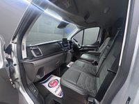 USED 2022 22 FORD TRANSIT CUSTOM 2.0 320 EcoBlue Limited Crew Van Double Cab 5dr Diesel Manual L2 H1 Euro 6 (s/s) (170 ps) FULL RS BODY KIT JUST BEEN SERVICED