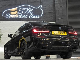 View our BMW 3 SERIES