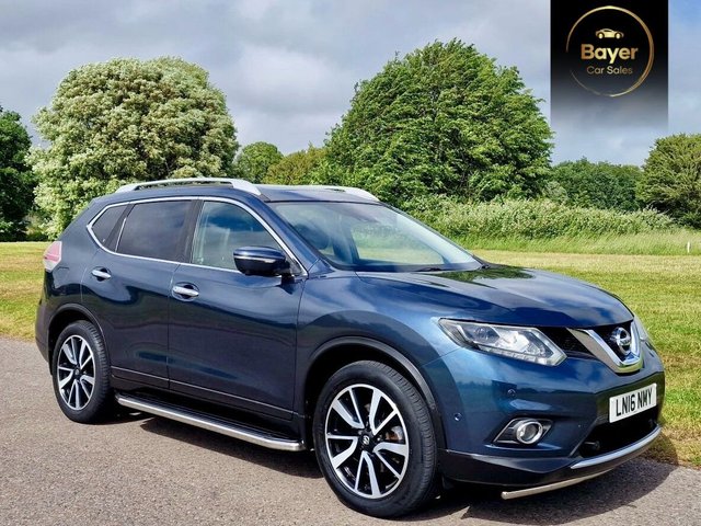 View our NISSAN X-TRAIL