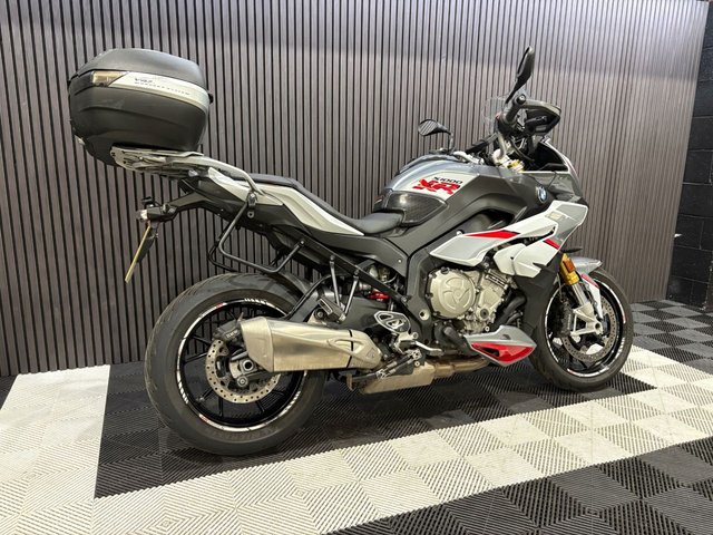 View our BMW S 1000 XR