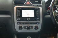 USED 2013 63 VOLKSWAGEN SCIROCCO 2.0 TDI BlueMotion Tech R-Line Hatchback 3dr Diesel DSG Euro 5 (s/s) (Leather, Nav) (140 ps) 