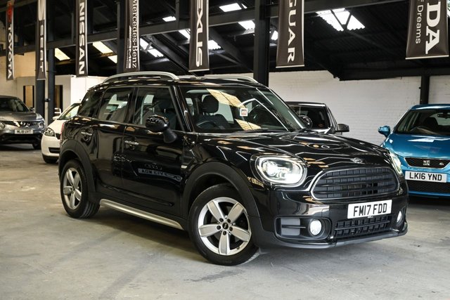 View our MINI COUNTRYMAN