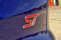 USED 2015 15 FORD FOCUS 2.0T EcoBoost ST-2 Estate 5dr Petrol Manual Euro 6 (s/s) (250 ps) Low Mileage