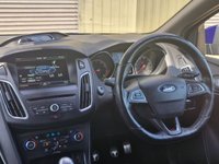 USED 2015 15 FORD FOCUS 2.0T EcoBoost ST-2 Estate 5dr Petrol Manual Euro 6 (s/s) (250 ps) Low Mileage