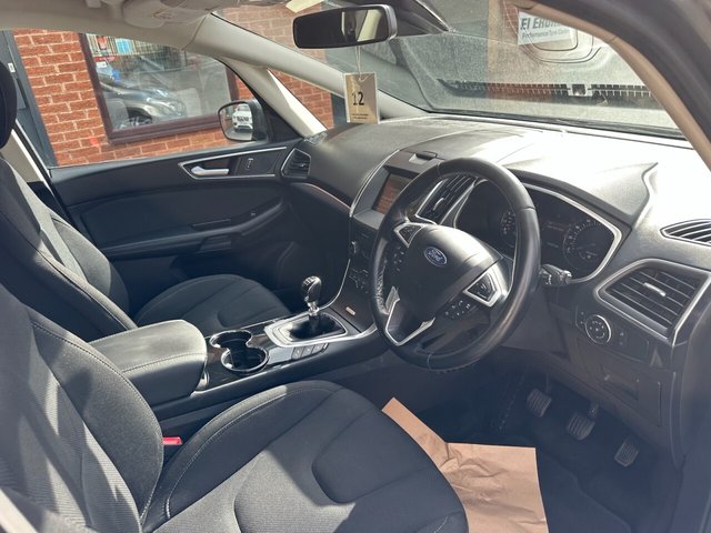 View our FORD S-MAX