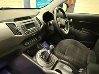 USED 2015 64 KIA SPORTAGE 1.6 GDi 1 SUV 5 Door Petrol Manual 2WD Euro 5 (133 bhp) KIA SERVICE HISTORY