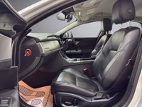 USED 2015 65 JAGUAR XF 2.0d Prestige Saloon 4dr Diesel Auto Euro 6 (s/s) (163 ps) RevCam/MultiMedia/Sensors