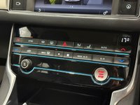 USED 2015 65 JAGUAR XF 2.0d Prestige Saloon 4dr Diesel Auto Euro 6 (s/s) (163 ps) RevCam/MultiMedia/Sensors