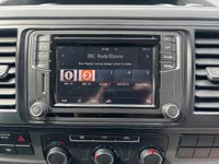 USED 2018 18 VOLKSWAGEN TRANSPORTER 2.0 TDI T30 BlueMotion Tech Highline Kombi DSG FWD SWB Euro 6 (s/s) 5dr S/H, Apple CarPlay, warranty
