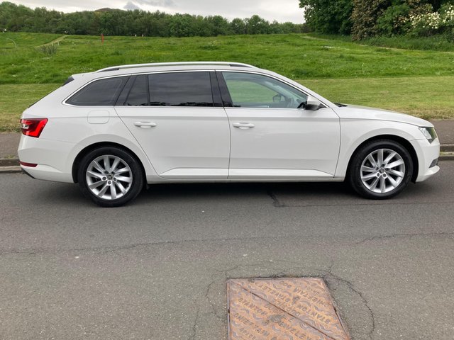 View our SKODA SUPERB