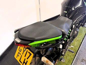 View our KAWASAKI ER-6N